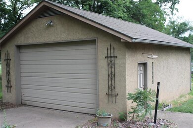 Detached garage/workshop
