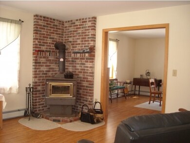 742 Saint Johnsbury Rd, Littleton, NH 03561 - photo 3