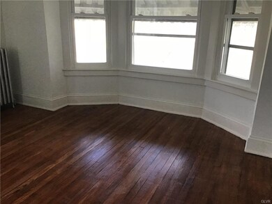 762 N Irving St, Allentown, PA 18109 - photo 2