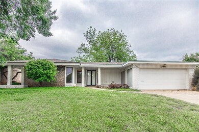 4825 Eastman Dr, Oklahoma City, OK 73122 - photo 3