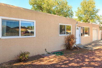 2903 Edgecliff Cir-2