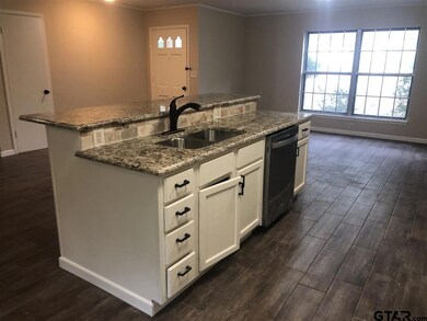 3001 S Robertson Ave, Tyler, TX 75701 - photo 5