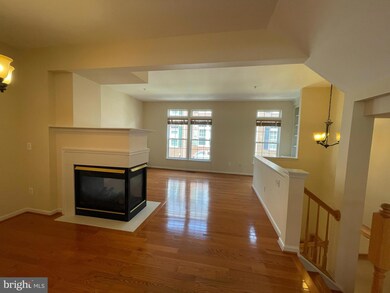 3689 Madison View Ln unit 6050, Falls Church, VA 22041 - photo 7