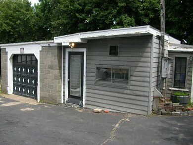 403 2nd Ave, Woonsocket, RI 02895 - photo 3