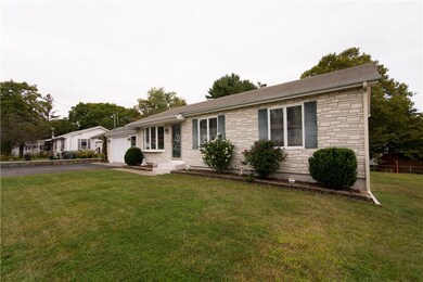18 Violet Ct, Bristol, RI 02809 - photo 4