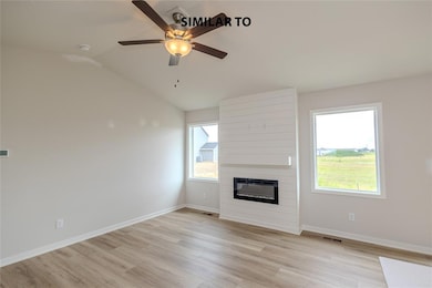 729 Wright Rd, Norwalk, IA 50211 - photo 2