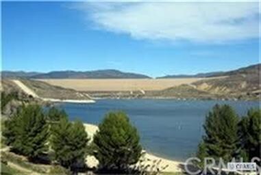 Lower Castaic a Short Bike Ride Away