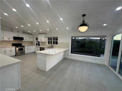 4969 Medina Dr, Woodland Hills, CA 91364 - photo 4