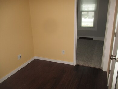 600 N Center St, Tuscola, IL 61953 - photo 4