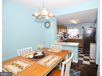 4414 Edgemont St, Philadelphia, PA 19137 - photo 2