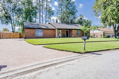 1809 Litchi Ct, Orange Park, FL 32073 - photo 2