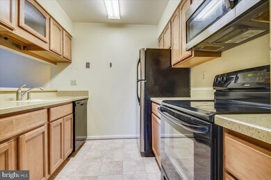 1115 Castle Harbour Way unit 3C, Glen Burnie, MD 21060 - photo 7