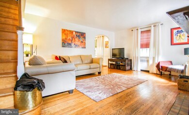 421 Carlton Ave, Wyncote, PA 19095 - photo 4