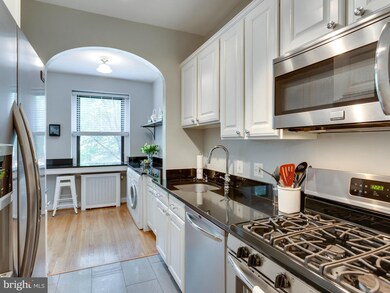 Tilden Court unit 102, Washington, DC 20008 - photo 3