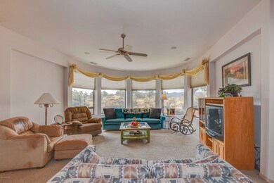 009_Living Room