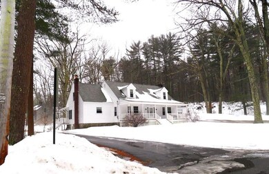 63 Maple St, Douglas, MA 01516 - photo 4