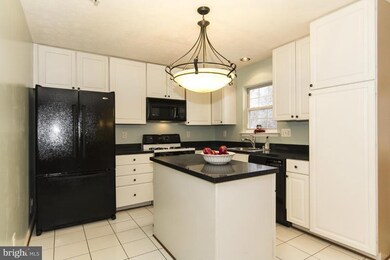 11811 Hunters Run Dr, Cockeysville, MD 21030 - photo 6