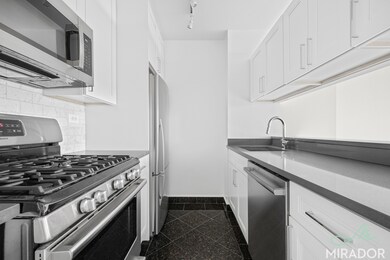 145 W 67th St unit 9A, New York, NY 10023 - photo 5