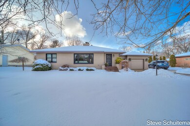 3485 E Manitou Circle (3 of 74)