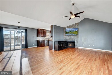 6700 Green Arbor Dr, Fredericksburg, VA 22407 - photo 4