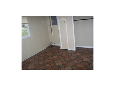 705 Parker Ave, Osawatomie, KS 66064 - photo 5