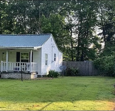 1047 Perry Switch Rd, Jackson, TN 38301 - photo 3