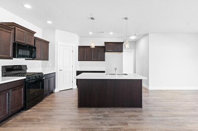 1931 Jolie Way, Redding, CA 96003 - photo 2