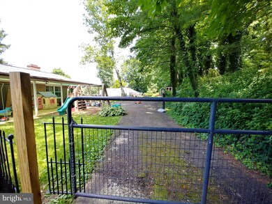 250 Newton St, Orange, VA 22960 - photo 2