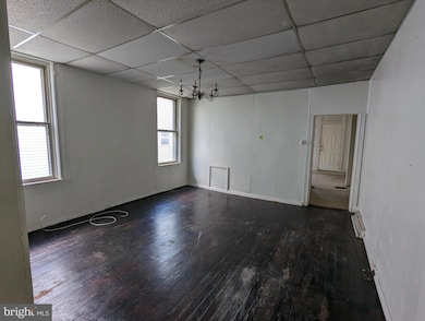 719 E 41st St, Baltimore, MD 21218 - photo 4