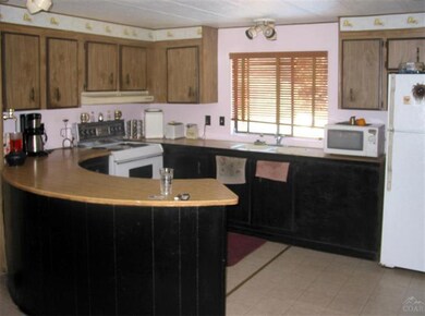 unlisted-address, Bend, OR 97703 - photo 4