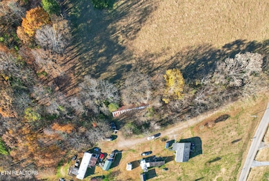 1637 Sheets Hollow Rd, Greenback, TN 37742 - photo 4