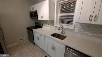 6510 Hawthorne St, Hyattsville, MD 20785 - photo 2