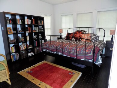 1748 Colquitt St, Houston, TX 77098 - photo 4