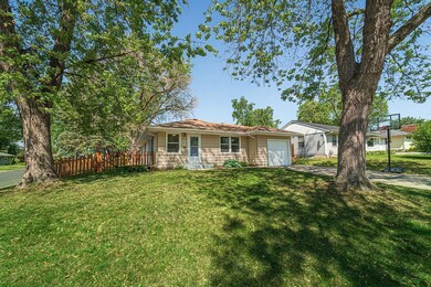 8236 Dupont Ave S, Bloomington, MN 55420 - photo 2