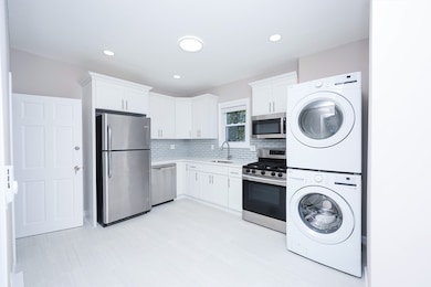 15 Saunders St, Allston, MA 02134 - photo 2