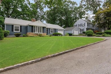 62 Bennington Rd, Cranston, RI 02920 - photo 2