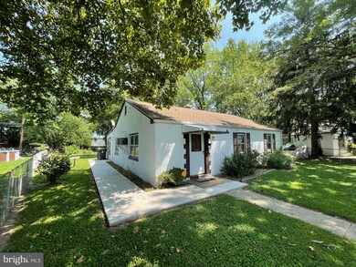 304 Howell Dr, New Castle, DE 19720 - photo 2