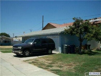 looking west at middle unit 2 bedroom 1 bath - app