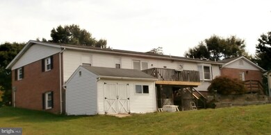 10997 Horseshoe Dr, Frederick, MD 21701 - photo 3