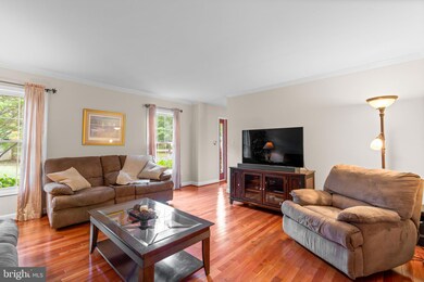 9324 Woodsedge Ct, Laurel, MD 20723 - photo 4