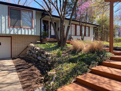 822 Edgewood