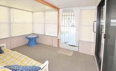 842 Hawthorn Cir, Sebastian, FL 32976 - photo 5