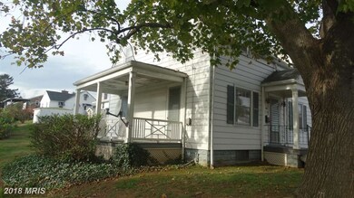 306 N Franklin St, Waynesboro, PA 17268 - photo 4