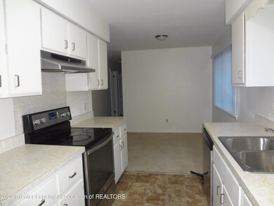 508 Westmoreland Ave, Lansing, MI 48915 - photo 4