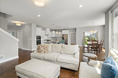 15827 Ethan Trail N, Hugo, MN 55038 - photo 5