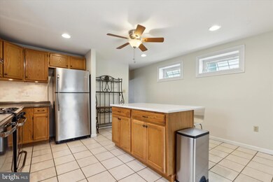 373 E Hector St, Conshohocken, PA 19428 - photo 5