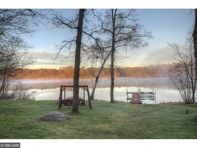 Gentle elevation from the cabin to the lake.