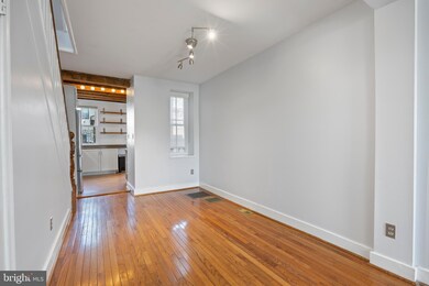 114 E Hamburg St, Baltimore, MD 21230 - photo 4