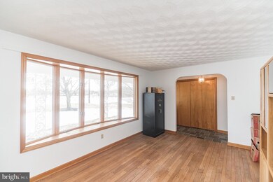 2022 Virts Ln, Jefferson, MD 21755 - photo 5