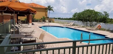 754 SW 107th Ave unit 402, Pembroke Pines, FL 33025 - photo 4